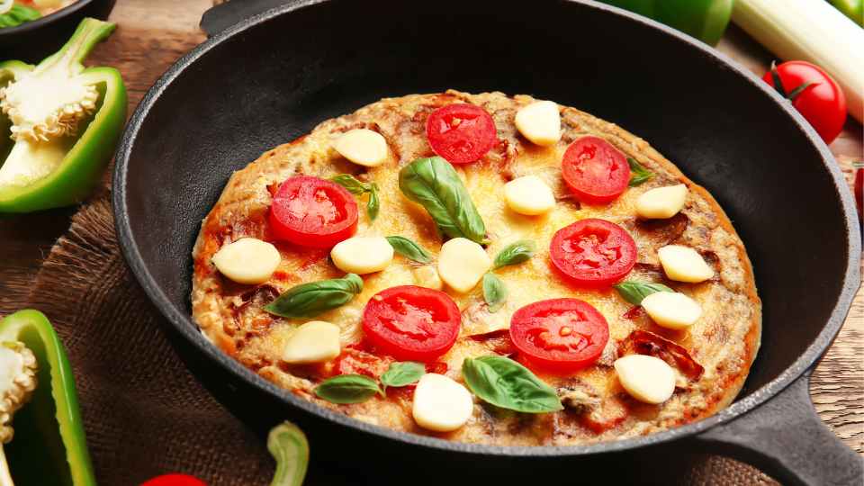 baking your pizza in a pan